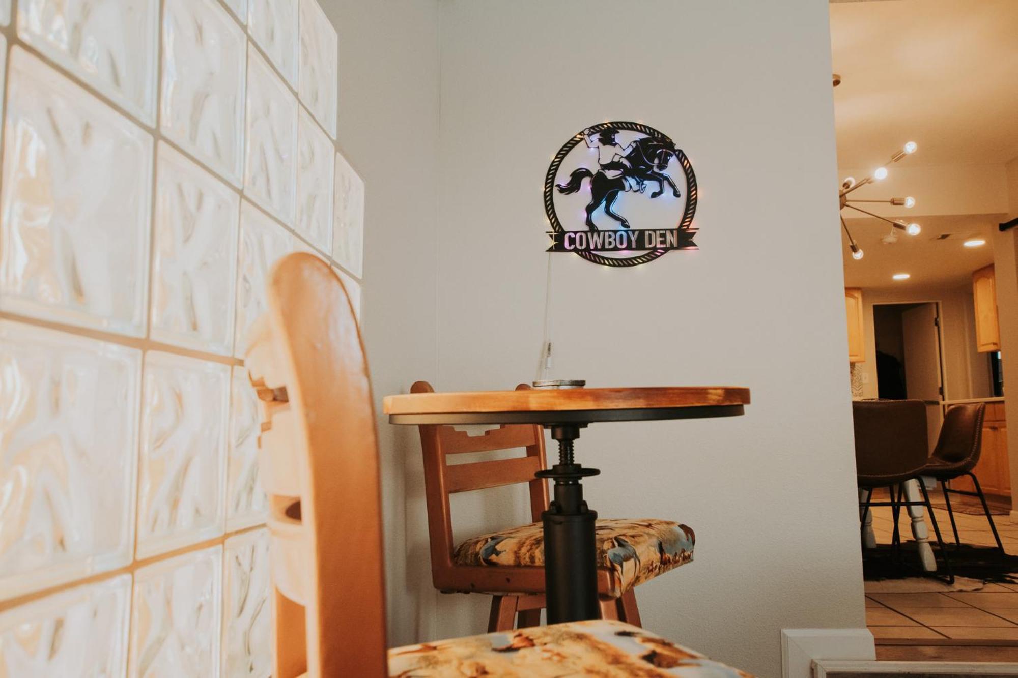 Cowboy Den-Hot Tub-Game Room-Pet Friendly-No Pet Fees! Αλμπουκέρκι Εξωτερικό φωτογραφία