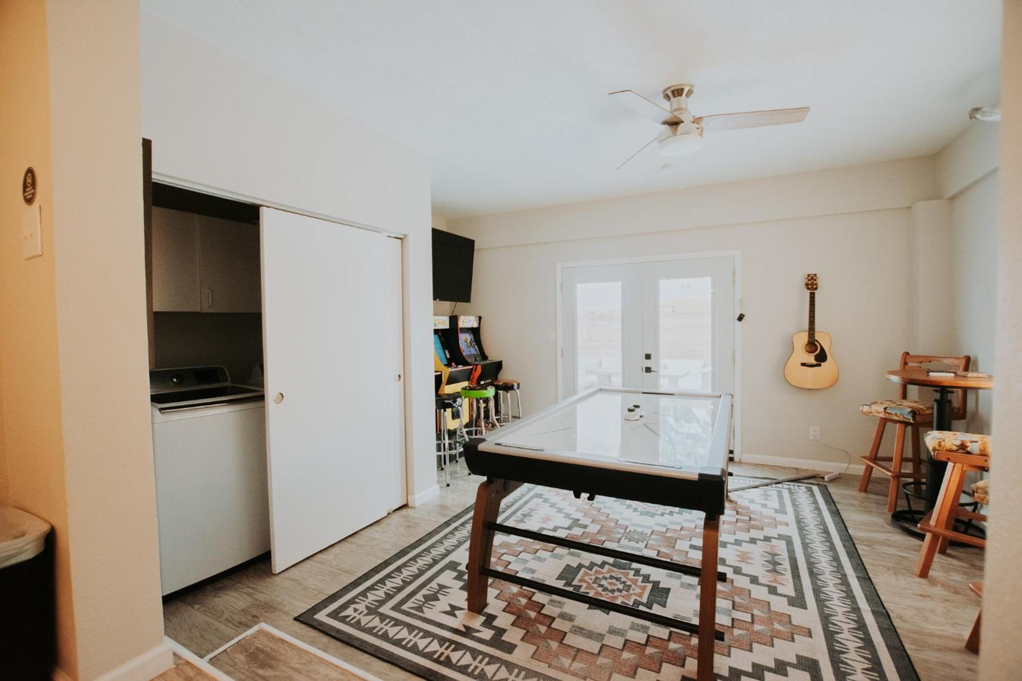Cowboy Den-Hot Tub-Game Room-Pet Friendly-No Pet Fees! Αλμπουκέρκι Εξωτερικό φωτογραφία